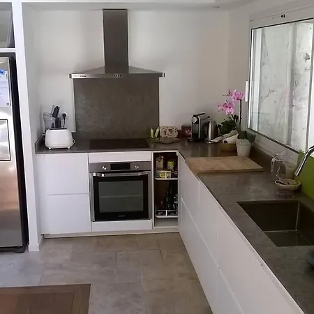 Villa Loft Lumineux: 3-bedroom With Patios And Private Garage Marseille
