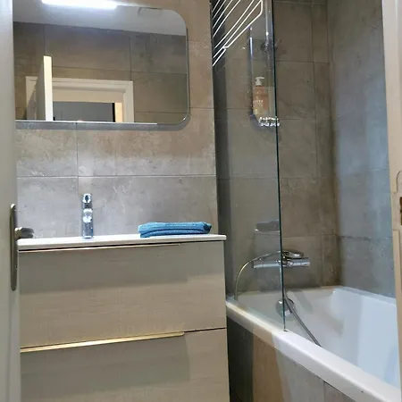 Loft Lumineux: 3-bedroom With Patios And Private Garage Marseille